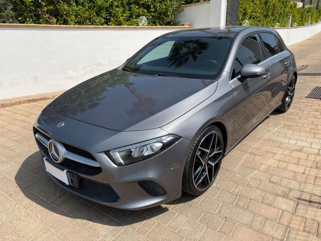 MERCEDES-BENZ Mercedes-benz A 180 d Automatic Business Extra