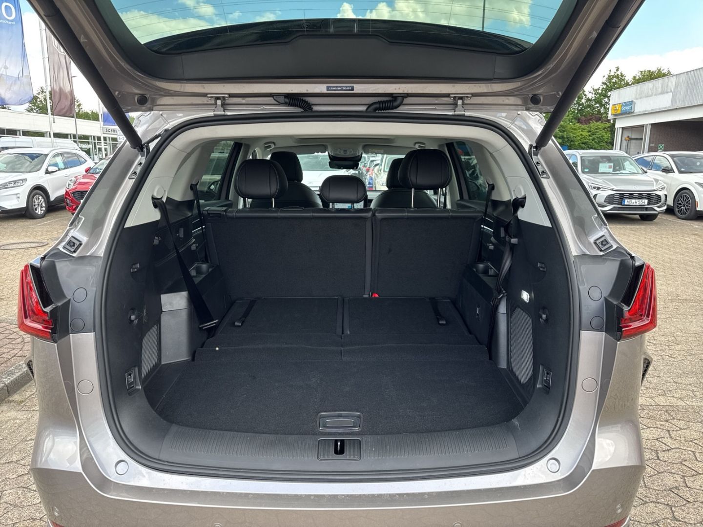 Fahrzeugabbildung MG S9 PHEV Comfort