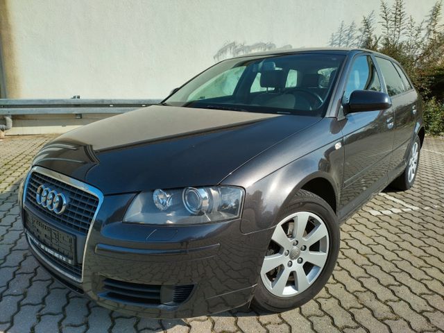 Audi A3 Sportback 1.8 TFSI Leder, Xenon, AHK, Temp