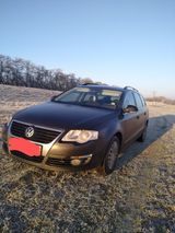 Volkswagen VW Passat*TÜV06/26*2,0FSI*AHK*Klima*8 Fach... - Volkswagen Passat mit Benzin-Antrieb: Kombi, 2.8