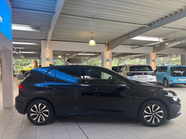 Golf VIII 2.0 TDI *IQ-Drive*AHK*Kamera*LED*