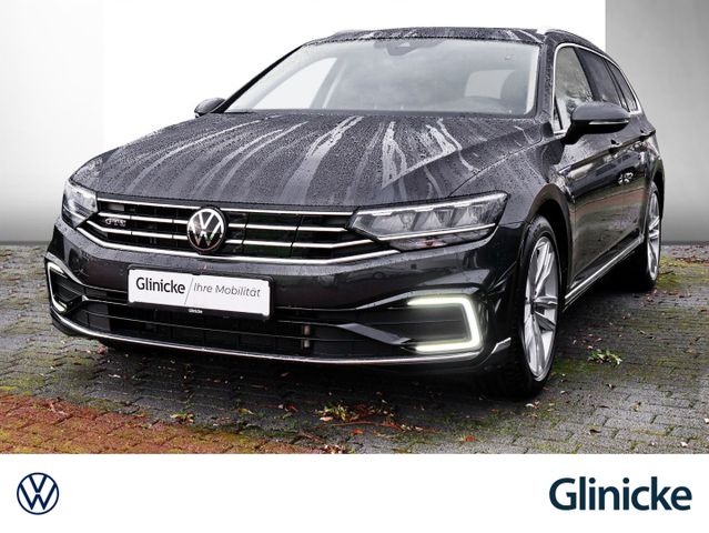 Volkswagen Passat Variant 1.4 eTSI R-line Navi AHK Pano Kam