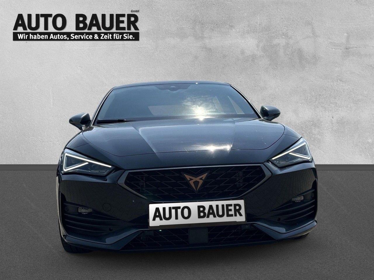 Fahrzeugabbildung CUPRA Leon 2.0TSI 245PS DSG-Navi-MatrixLED-Kamera* - mit KI generiert/bearbeitet