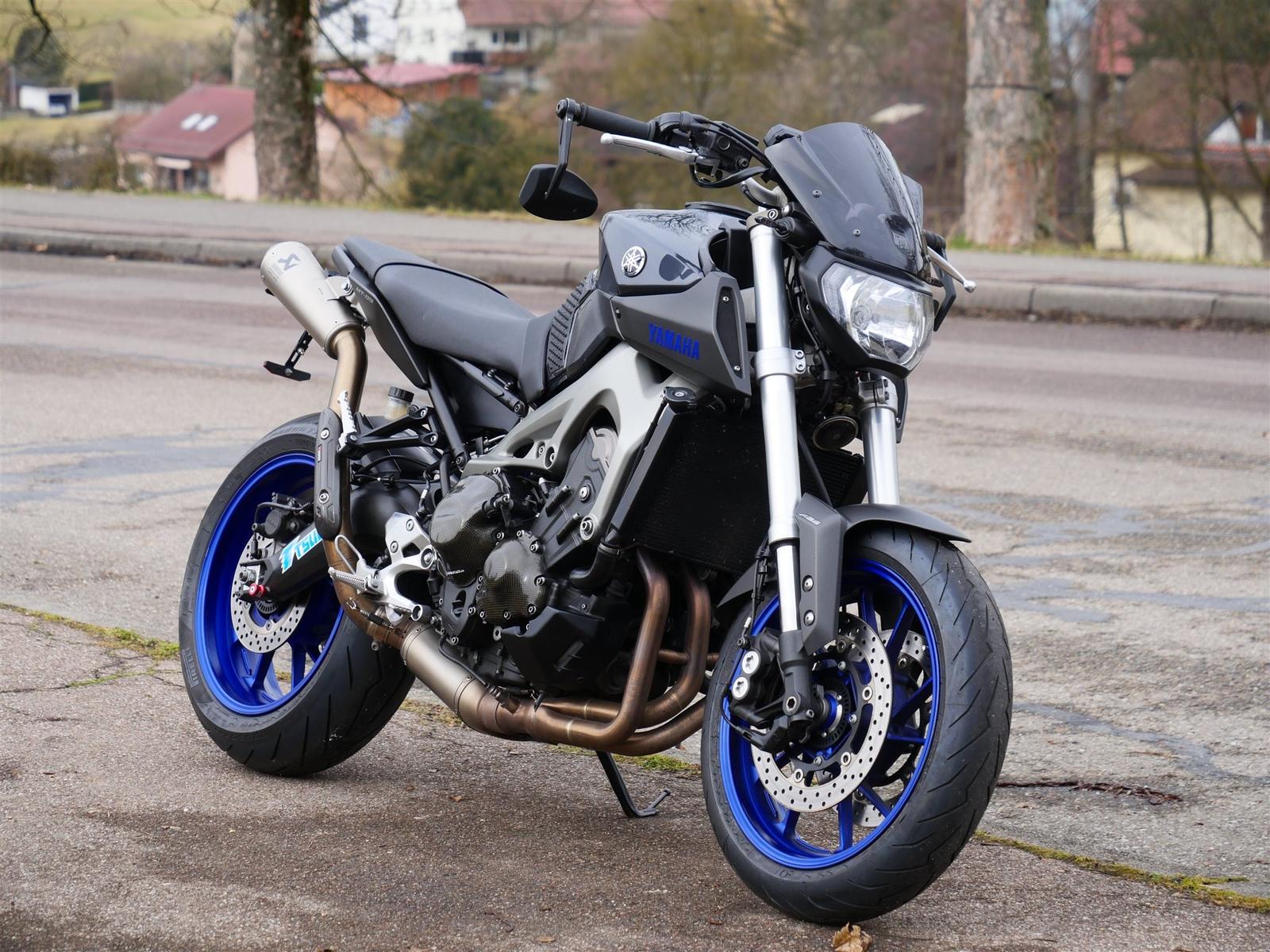 Yamaha MT-09 Akrapovic Komplettanlage, Wilbers