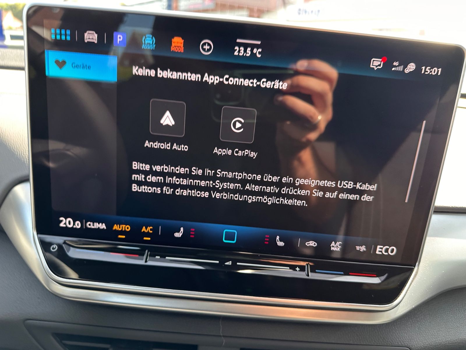 Fahrzeugabbildung Volkswagen ID.4 Pro 82 kWh APP/ACC/NAVI/SHZG/RFK