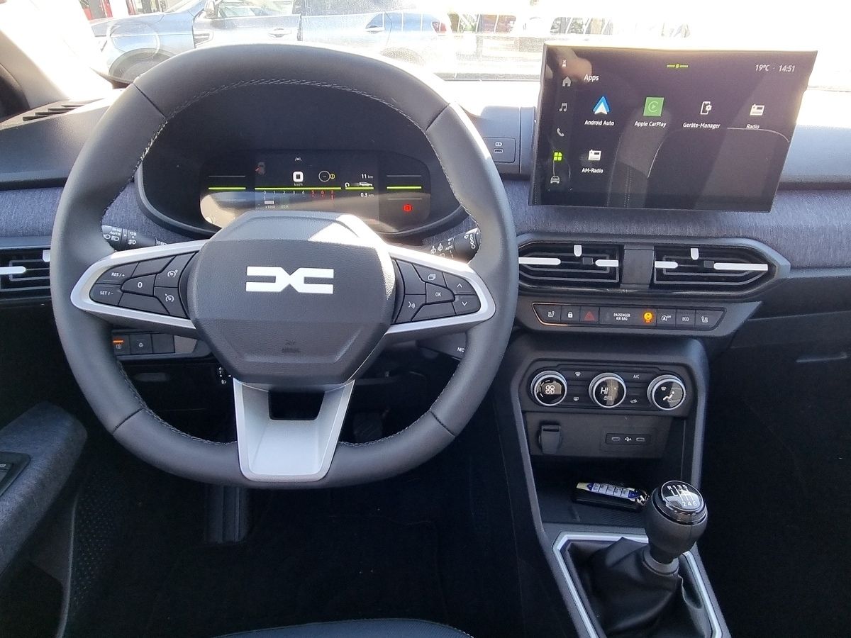 Fahrzeugabbildung Dacia Jogger Journey TCe 110