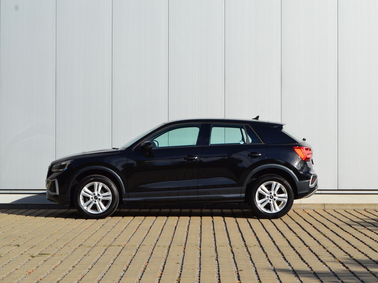 Q2 35 TFSI S-tronic Advanced AHK/MATRIX-LED/RFK/