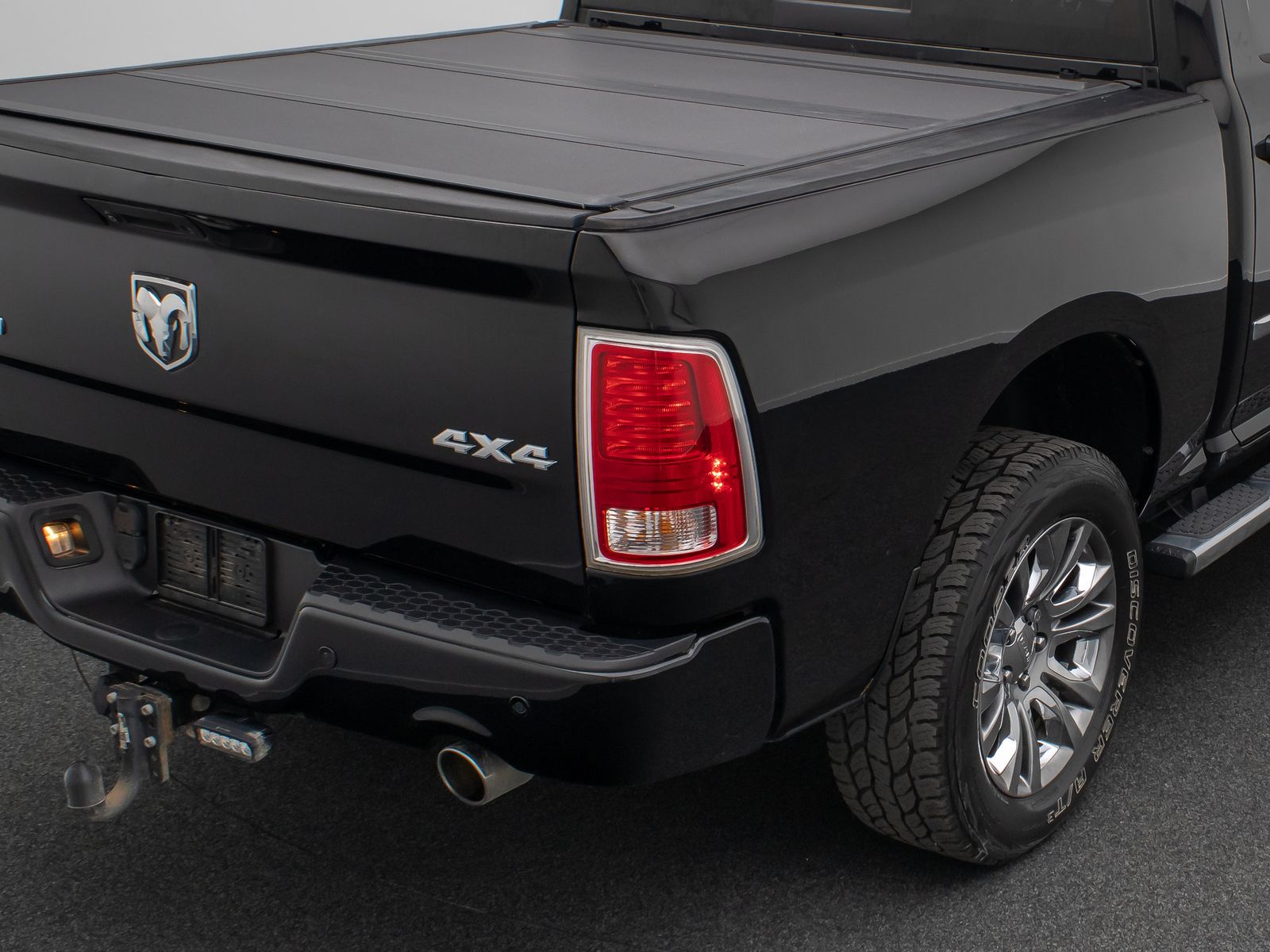 Fahrzeugabbildung Dodge RAM 1500 LIMITED Kamera Navi Belüftung Leder 20"