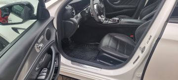 Bild 5 Mercedes-Benz E 63 AMG S 4Matic T-Modell PanoNight-Paket