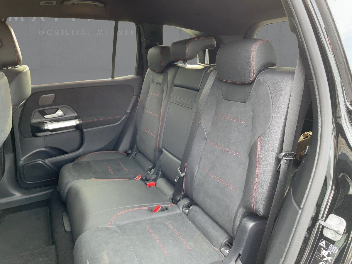 Fahrzeugabbildung Mercedes-Benz GLB 200 AMG/Pano/360°/AHK