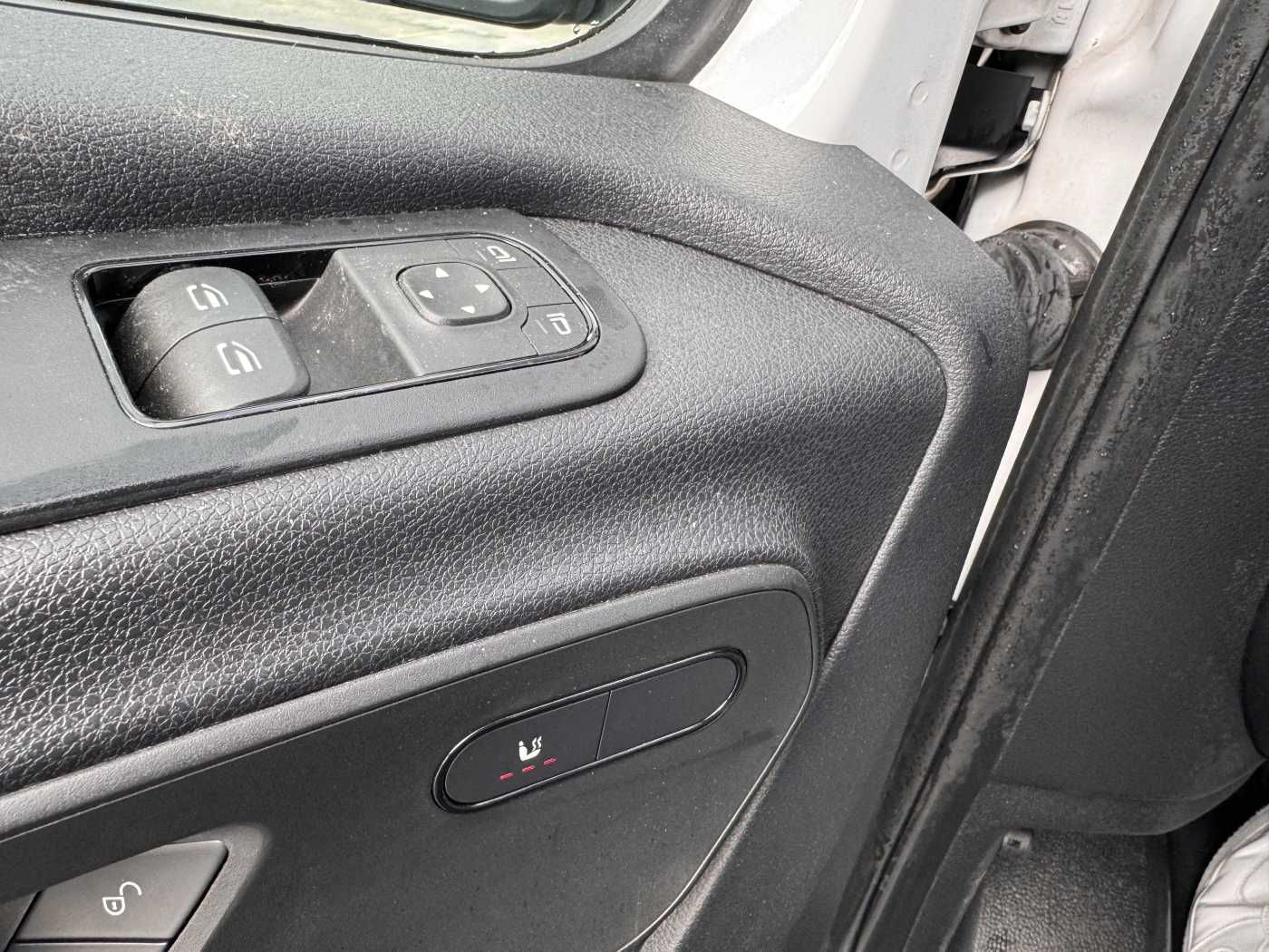 Fahrzeugabbildung Mercedes-Benz Sprinter 317 CDI Frischdienst Fahr/Standkühl