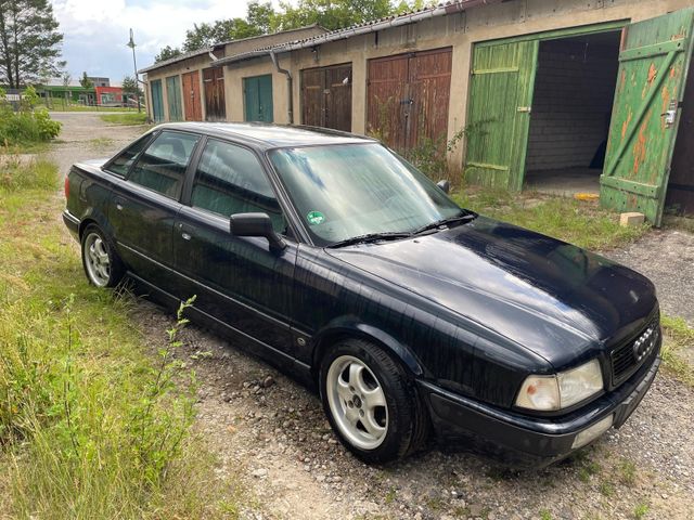 Audi 80