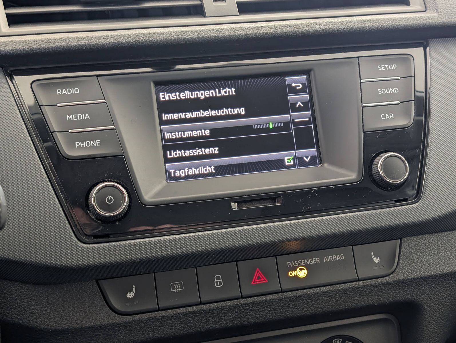 SKODA Fabia 1.0 Cool+ SHZ Bluetooth DAB – Bild 24
