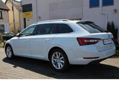 Fahrzeugabbildung Skoda Superb Ambition*Navi*AppConnect!*Winterpaket*Xen