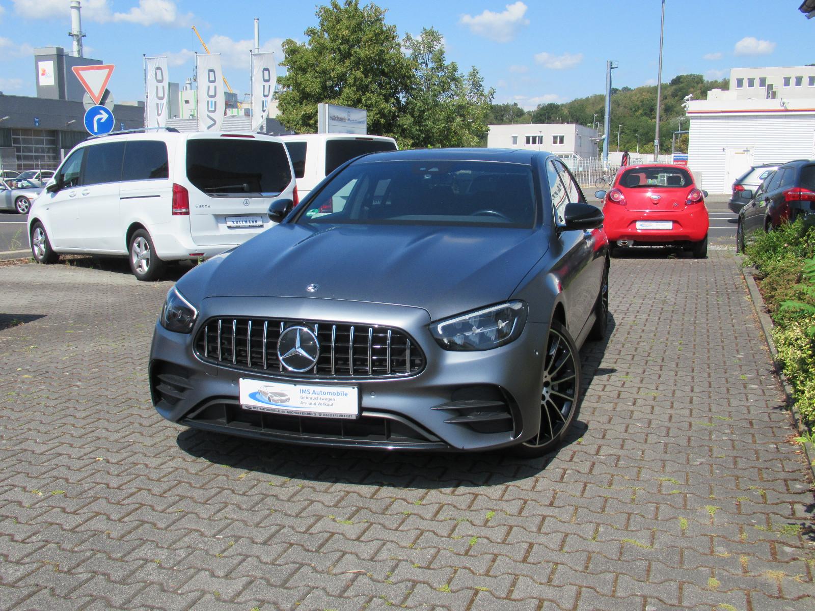 Mercedes-Benz E400 4Matic*AMG*Navi*Schiebedach* Garantie Paket