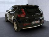 Volvo XC 40 Core 2WD Navi LED MFL BT DAB Ambientebel. - Volvo Gebrauchtwagen in Hannover