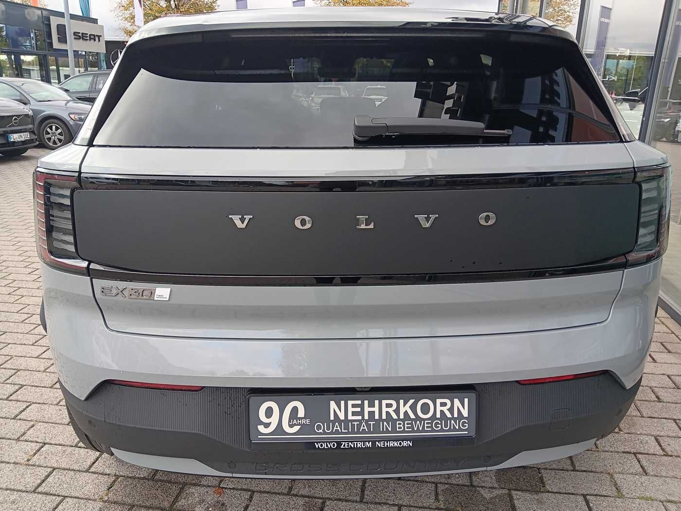 Fahrzeugabbildung Volvo EX30 CrossCountry Twin Performance Ultra