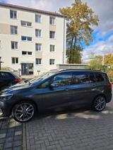 BMW 220 Gran Tourer 220i Steptronic Sport Line S... - mit Benzin-Antrieb: Grau, Teilleder, Head-Up Display