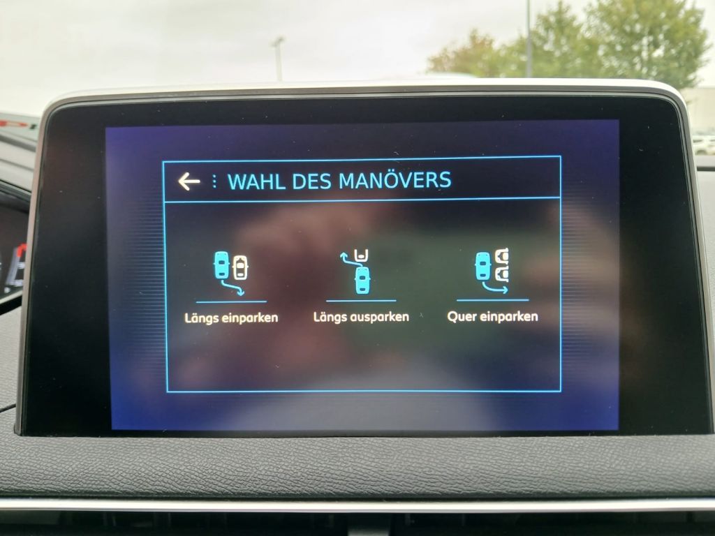 Fahrzeugabbildung Peugeot 3008 PureTech 130 S&S GPF Allure *Navi*Rückfahrk