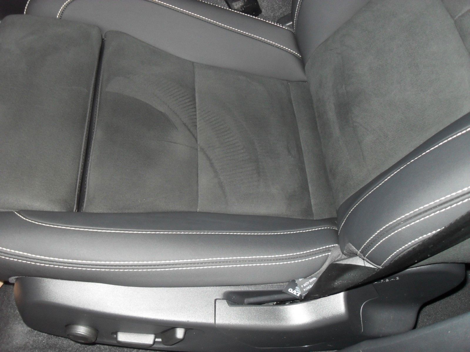 Fahrzeugabbildung Volvo XC 40 T5 Ultimate Bright Plug-In Hybrid