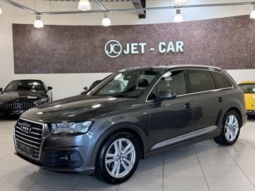 Audi Q7 - 1