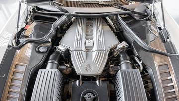 صورة 5 لـ 2010 Mercedes-BENZ SLS AMG