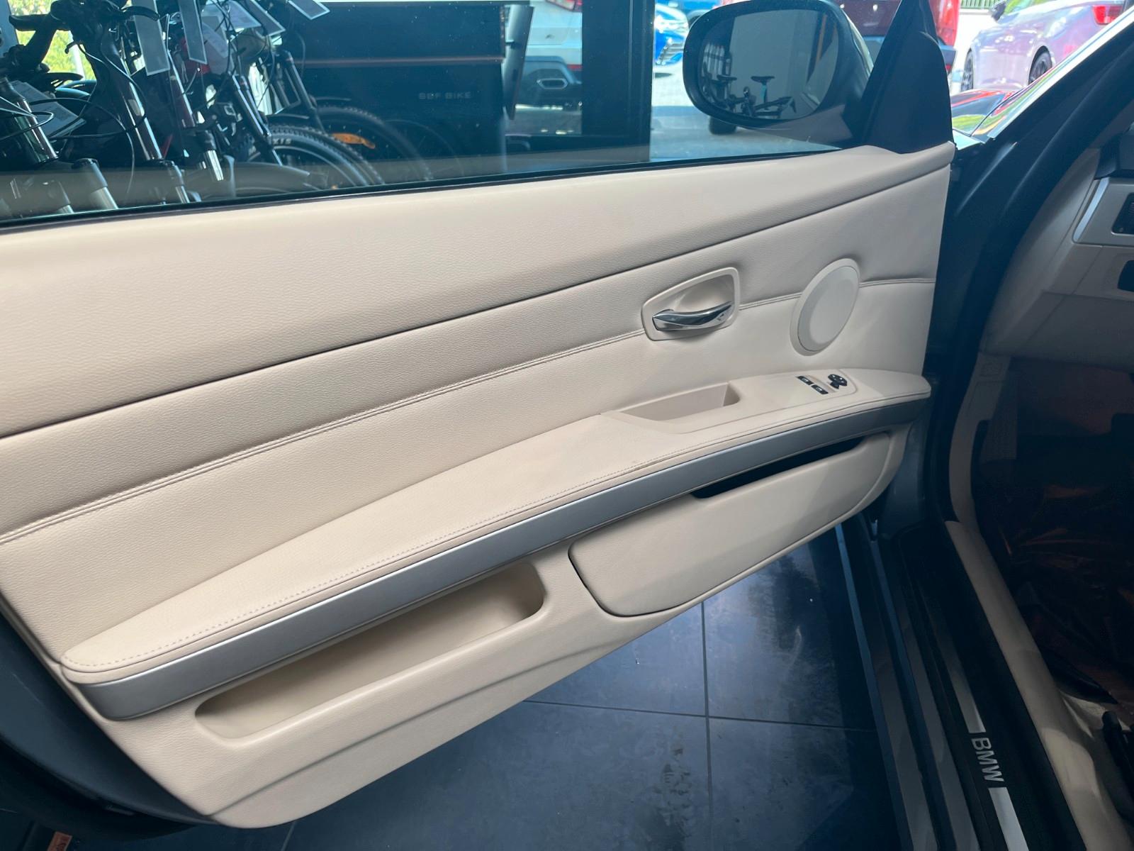 BMW 330 d E92 Coupé 245 ch • Boîte auto • Cuir beige • 1ère Main - GPS • Toit ouvrant • Bi-Xénon • 101 000 km