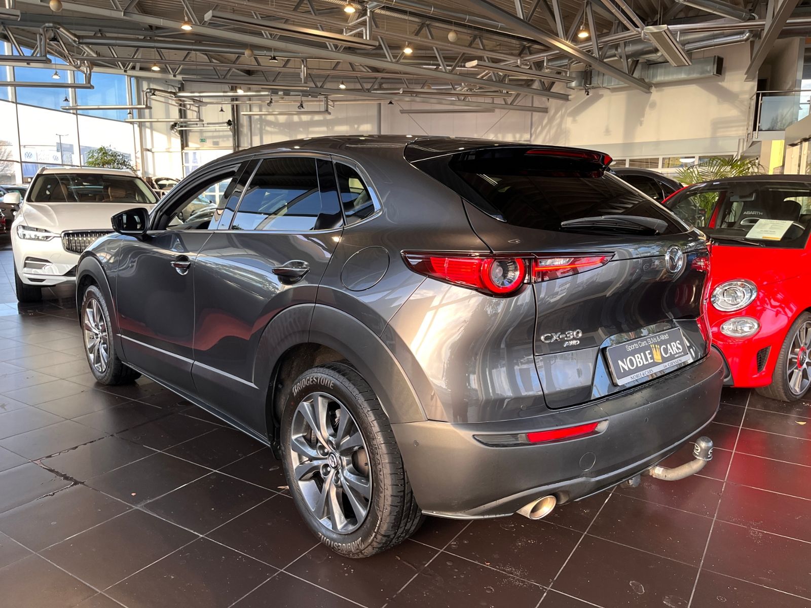 Fahrzeugabbildung Mazda CX-30 Selection AWD AHK 360° MATRIX LED NAV 18"