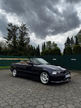 BMW 318i Cabrio 318i - BMW 318 aus 1995: 318i