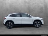 Mercedes-Benz GLA 180 Progressive/Pano/EasyPack/LED/360°SHZ - Mercedes-Benz GLA 180