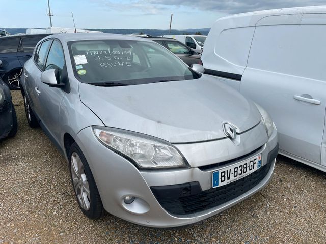 Renault Megane Mégane III 1.5 DCi 110 EDC6 / BV838