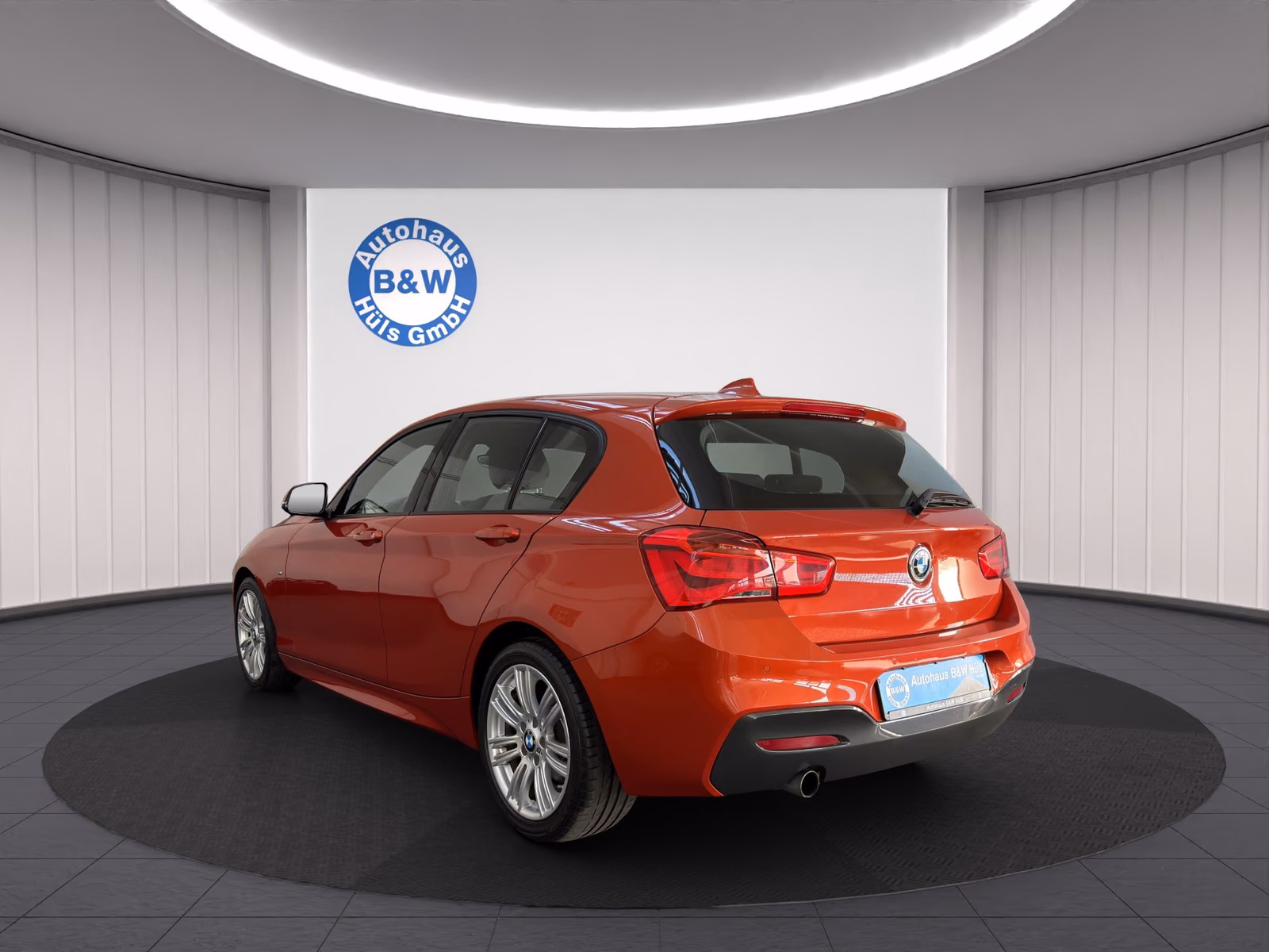 BMW 118 i M Sport*1.Hand*KLIMA*NAVI*LED*PDC*SHZ*