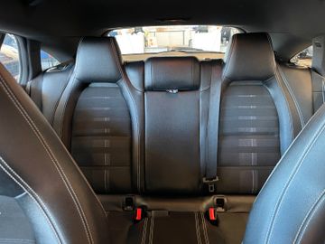 Mercedes-Benz CLA 180 Shooting Brake *NAVI*PDC*TEMPOMAT*