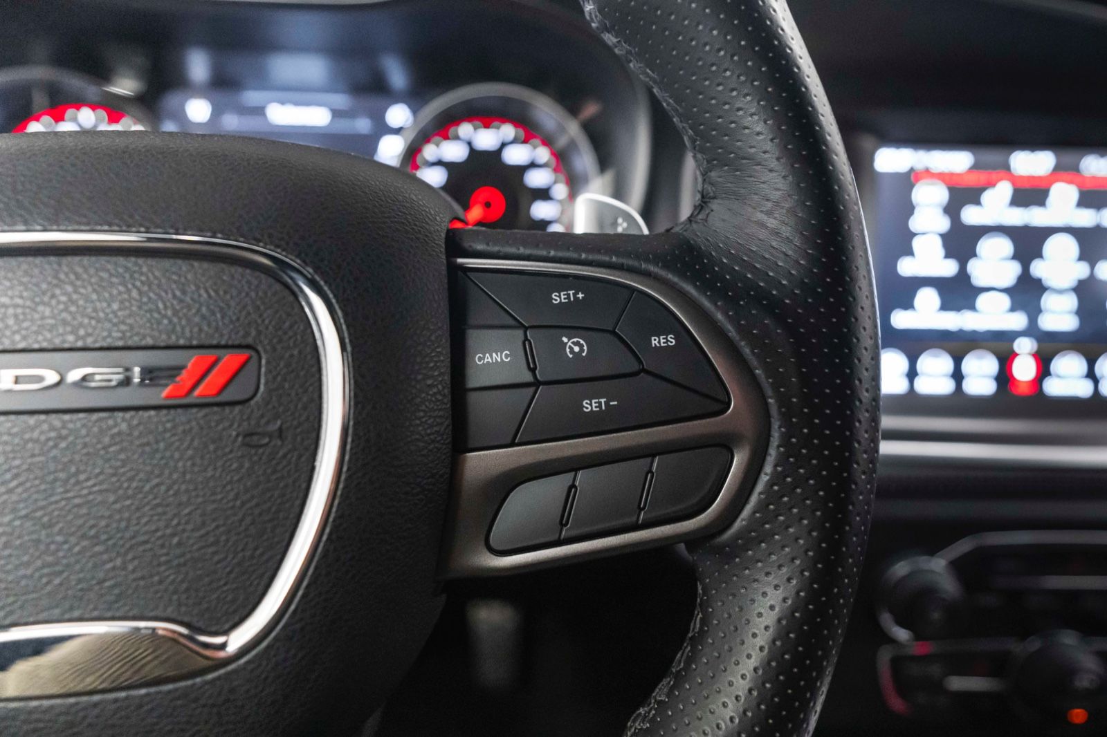 Fahrzeugabbildung Dodge Charger 5,7L RT CARPLAY ALPINE TOTW KAM NAV