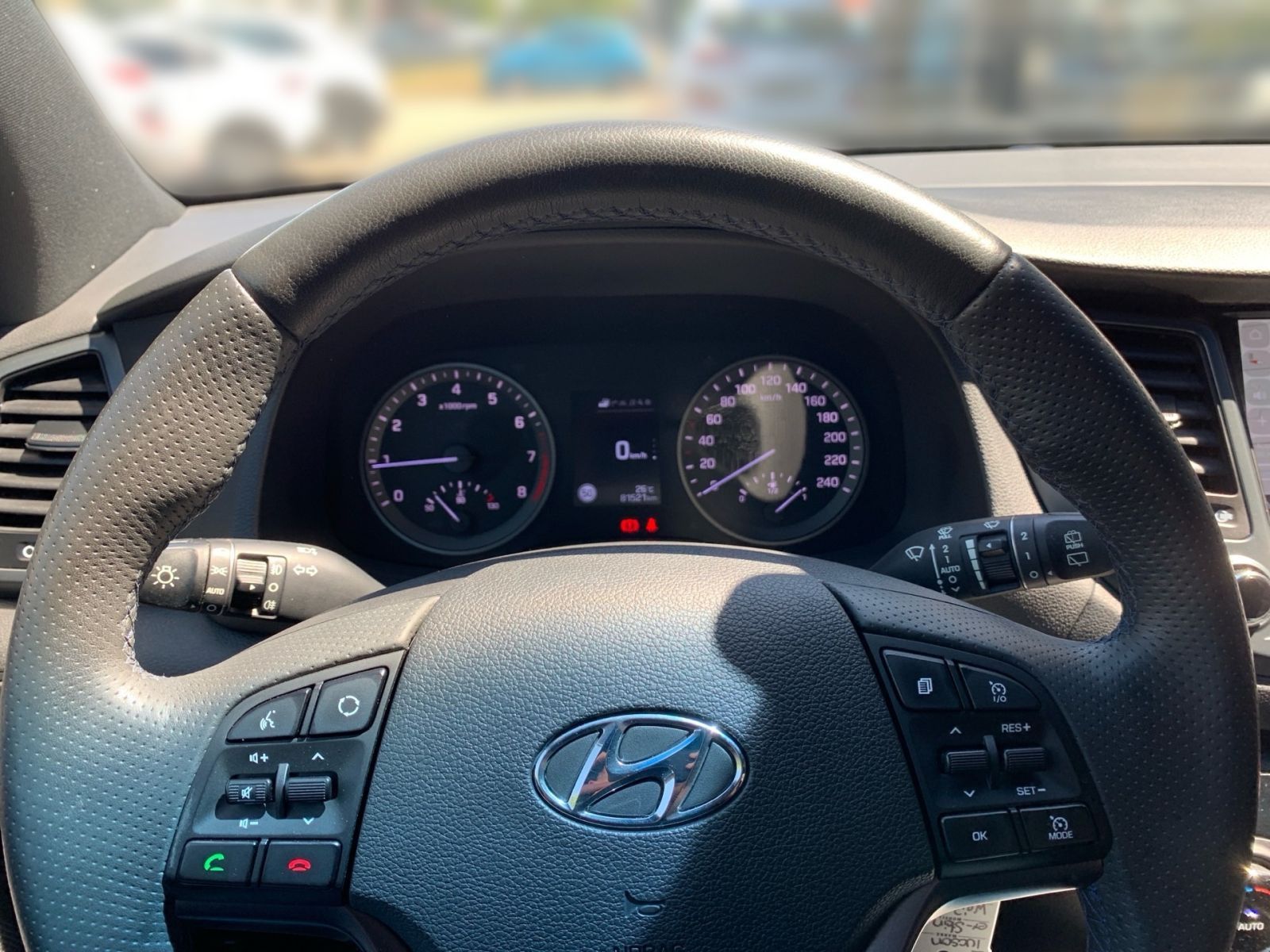 Fahrzeugabbildung Hyundai TUCSON 1.6 Passion Navi Kamera 8x bereift