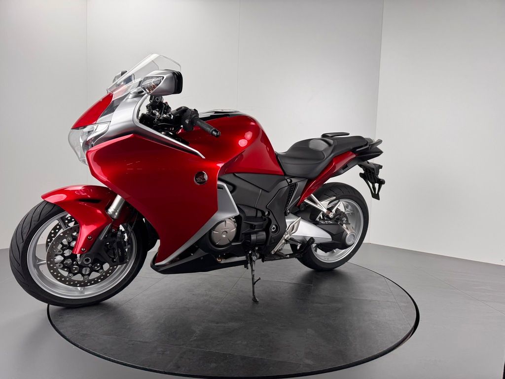Fahrzeugabbildung Honda VFR 1200 DCT *KOFFER *TOP-ZUSTAND