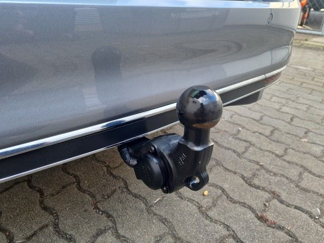 Fahrzeugabbildung Volkswagen Passat Variant TDI Elegance DSG Matrix AHK Navi