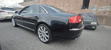 2007 AUDI A8 — фото 6