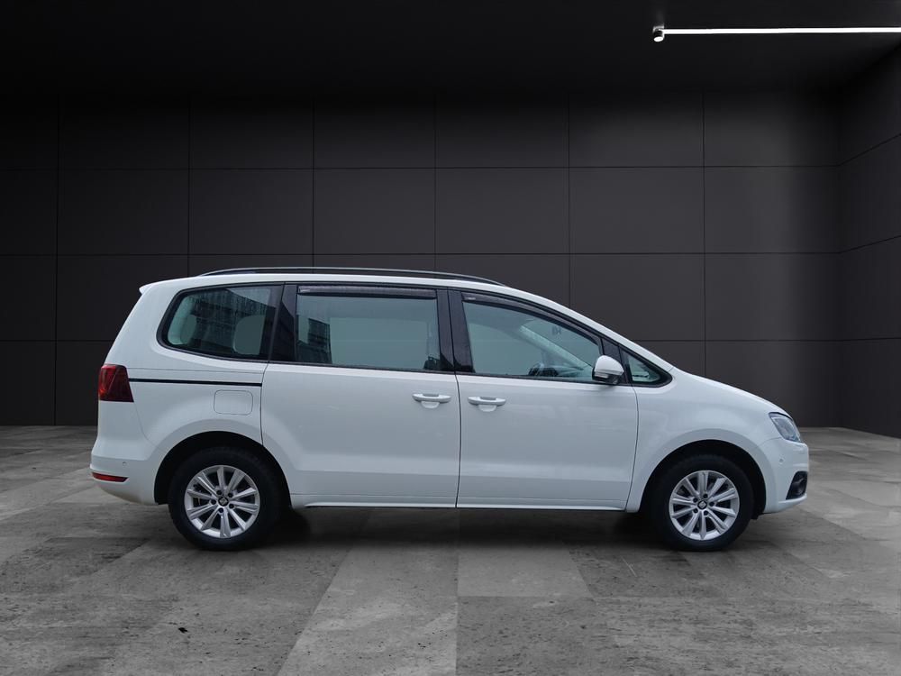 Fahrzeugabbildung SEAT Alhambra TSI Style 7-Si Xenon Navi GRA RFK SH LM