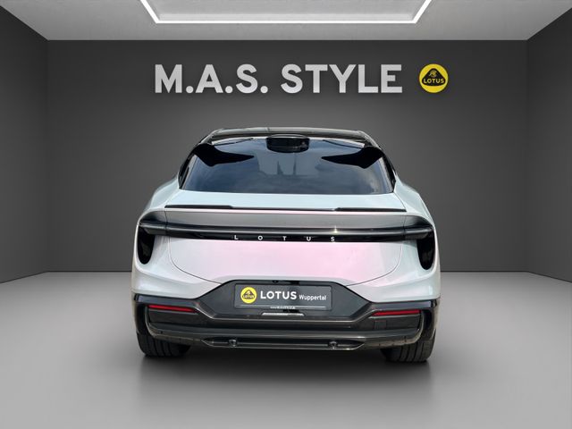 Fahrzeugabbildung Lotus Eletre R Carbon KEF