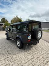 Land Rover Defender 110 Td4 Station Wagon E E - gebrauchte Land Rover Defender aus dem Jahr 2011