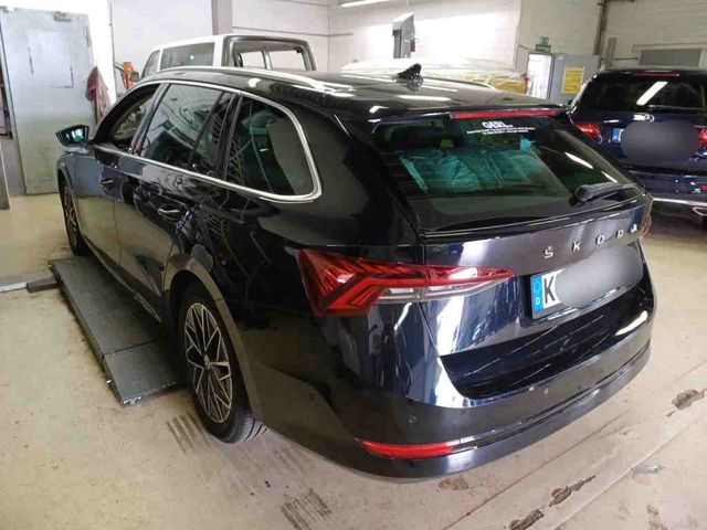 Octavia Combi 2.0 TDI DSG First Edition LED+PANO