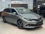 Toyota Auris 1.8 (Hybrid) Team D Touring Sports 1.8 (Hy - Toyota Auris: Team