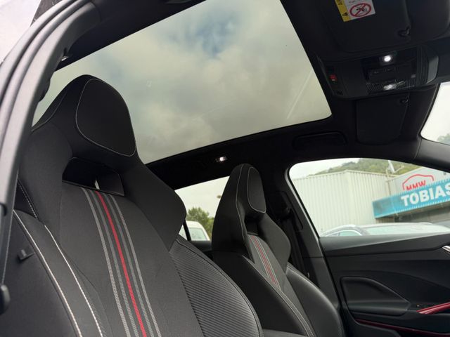 Skoda Fabia Monte Carlo *LED*RFK*SHZ*PANO*DSG*