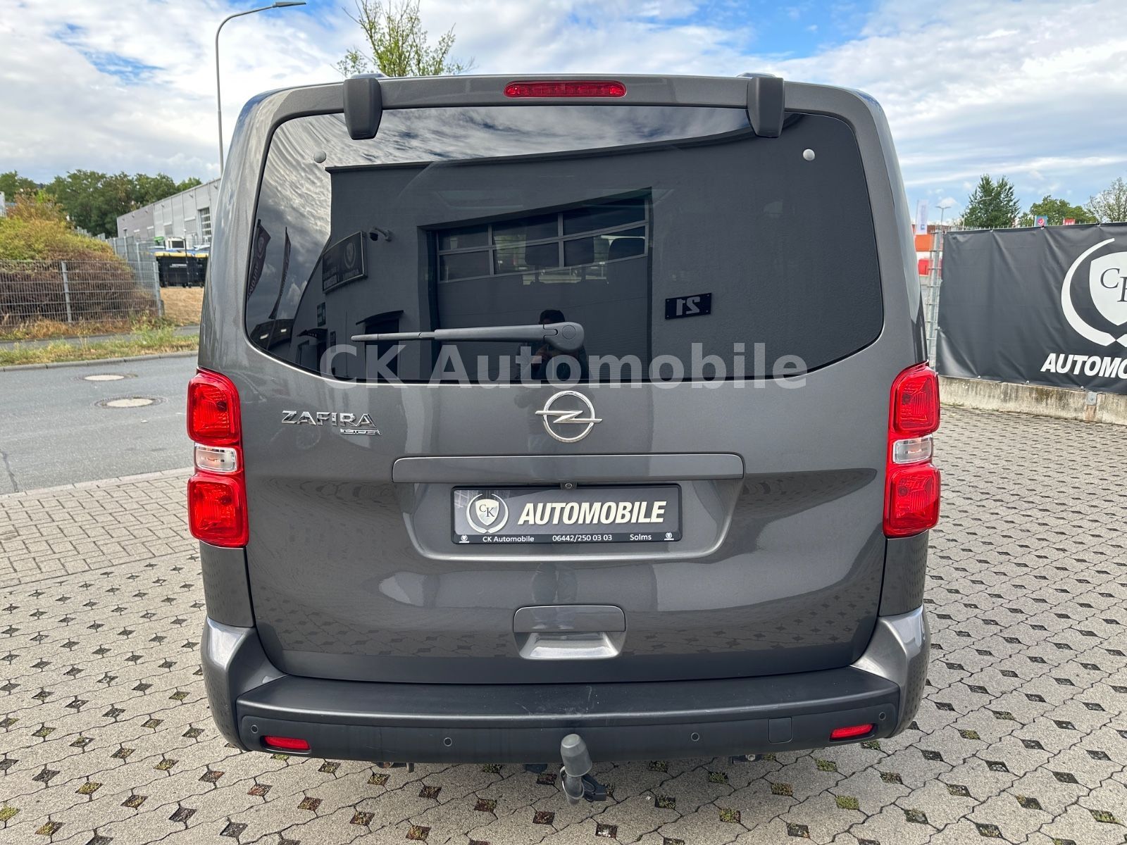 Fahrzeugabbildung Opel Zafira Life Elegance L/7 Sitze/Navi/Pano/LED/AHK