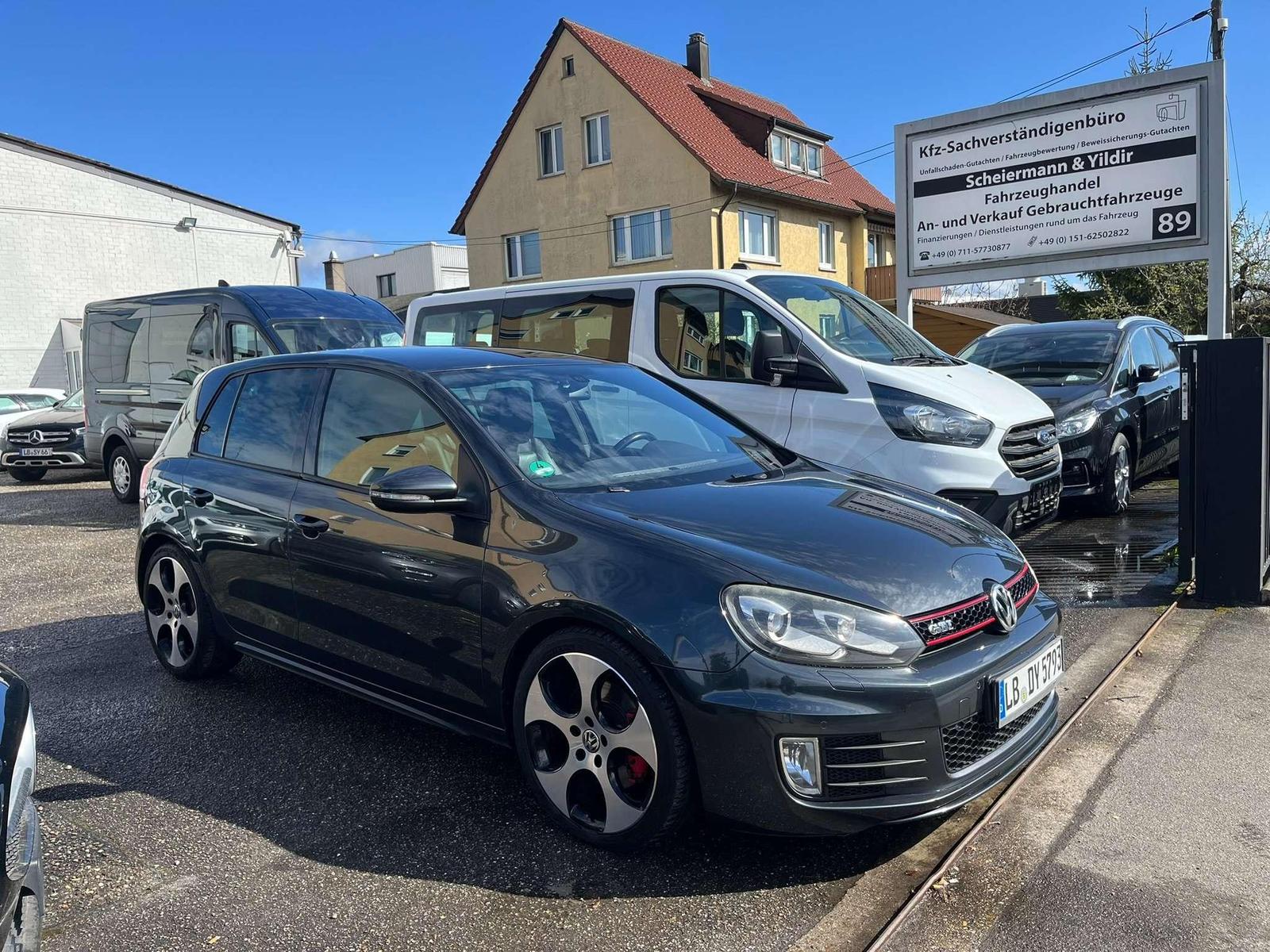 Volkswagen Golf GTI Aut. Navi Bi-Xenon Volleder PTS SiHz.