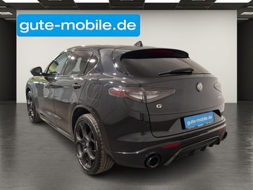 Alfa-Romeo Stelvio - 5