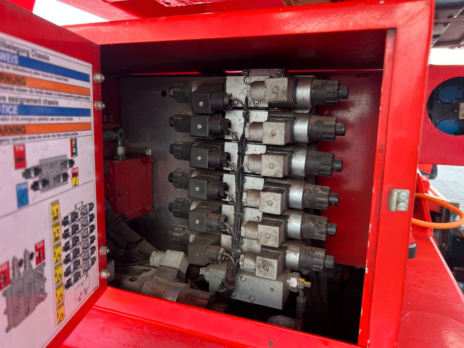 Fahrzeugabbildung Andere Teupen LEO 30T / 2.128h / 30m Arbeitshöhe