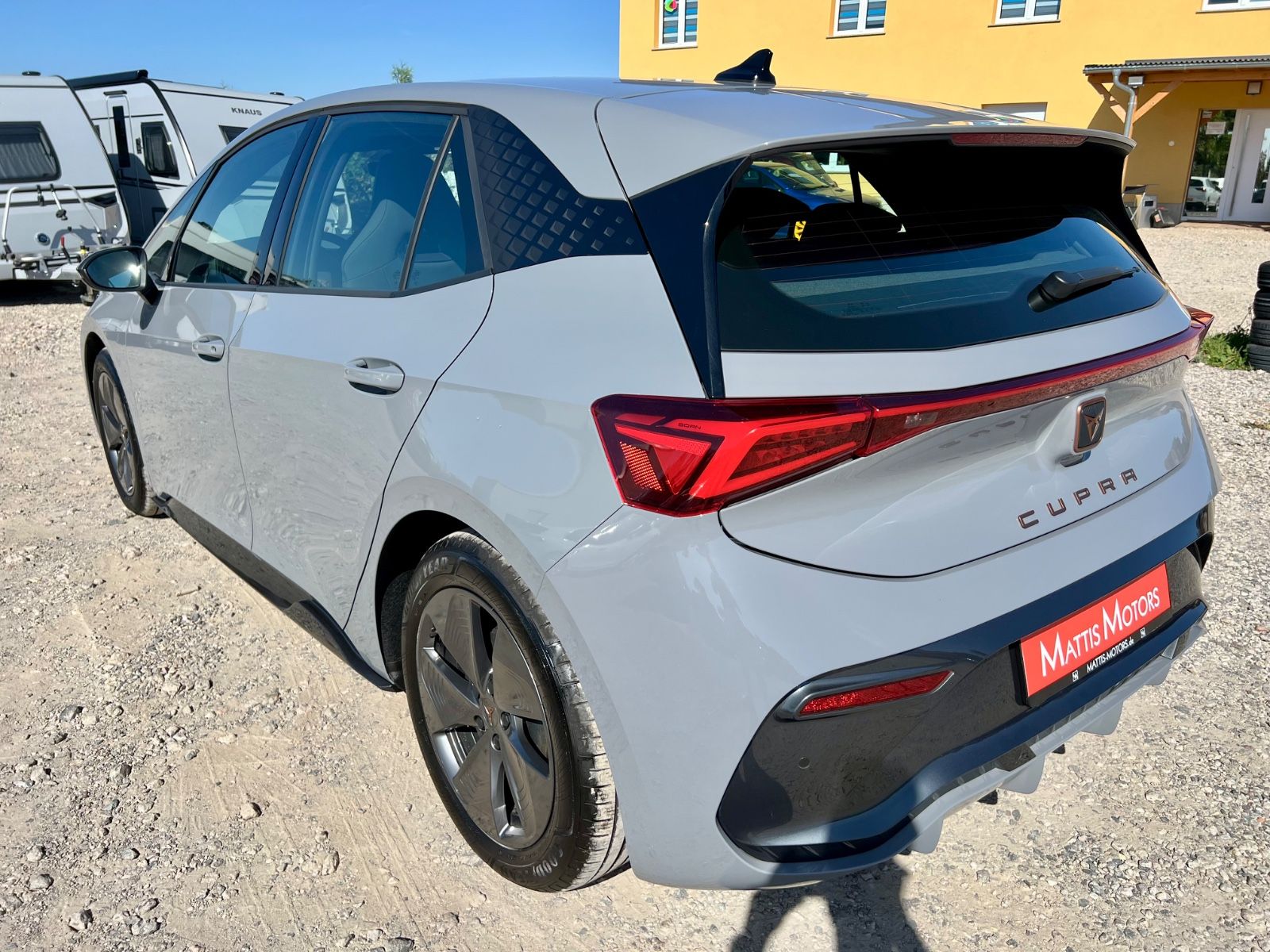 CUPRA Born KLIMAAUT LED PDC L+R-SENSOR DAB CARPLAY