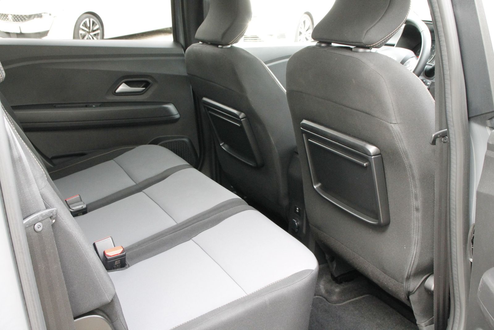 Fahrzeugabbildung Dacia Jogger Extreme+ ECO-G 100